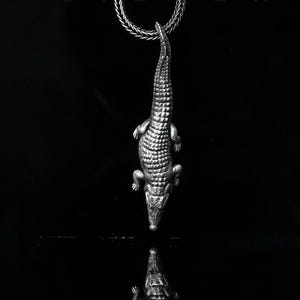 Silver Alligator Pendant, Handmade Crocodile Animal Pendant, Saltwater Crocodile Pendant, Reptile Necklace, Charm Necklace, Unisex Necklace