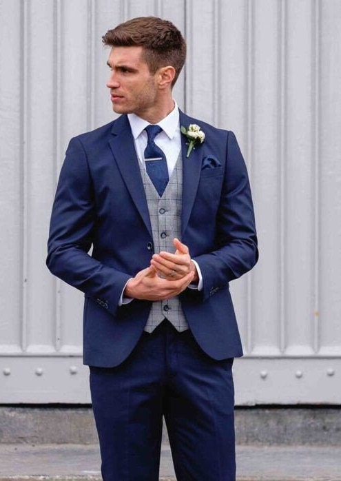Simple 3 Pieces Wedding Suits Solid Color Slim Fit Men's Suit