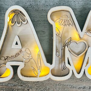 Muttertagsgeschenk Mama aus Holz mit Beleuchtung