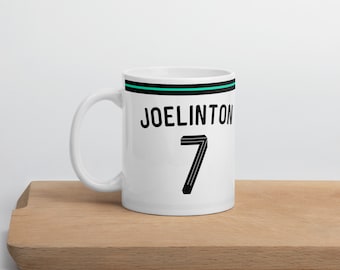 Taza Joelinton Newcastle United: Taza de cerámica NUFC 24/25 3.ª equipación