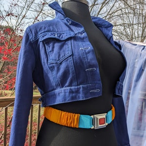 Cropped Hero-jas van Capsule Corp voor dames