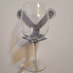 Shower wineglass holder