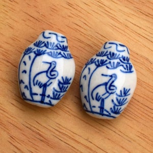 2pcs handmade Blue and White Porcelain Small Vase Bead Crane ceramic beads DIY crafts hand paint image 1