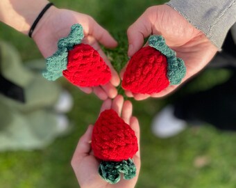 Crochet Plush Strawberry Mini/Keychain