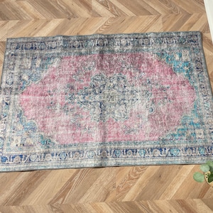 Decorative Rug, Office Decor, Turkish Rug, Custom Rug, Housewarming Gift, Floral Medallion Rug, Kitchen Rug, Pink Rug, Runner Rug, Soft Rug,