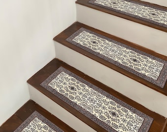 Handmade Cream & Black Stair Rug: Non-Slip Turkish Style Tread