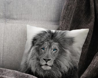 Tier Kissen Sham, Geschenk für sie, Löwe Kissenbezug, Geschenkkissen, wilder Löwe Kissenbezug, Blue Eyed Lion Kissen Sham, benutzerdefinierte Kissen,