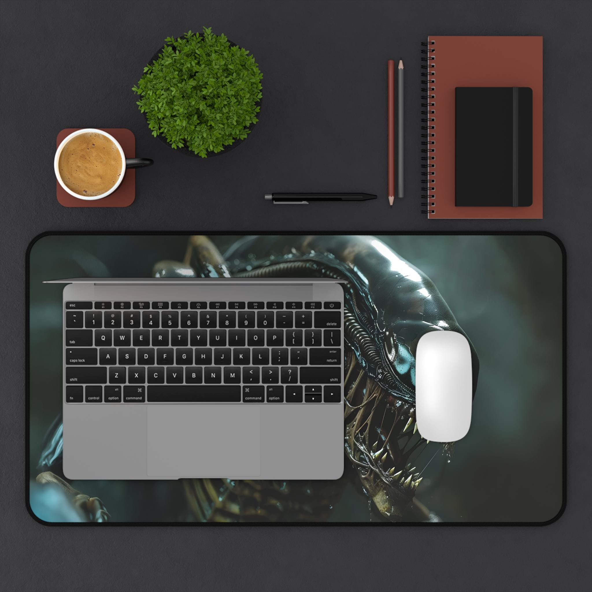 Alien Xenomorph Desk Mat: Sci-fi Gaming Mousepad - Etsy