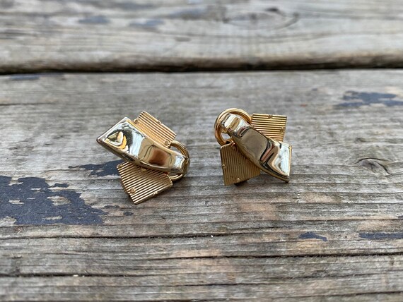 Mod Geometric Screwbacks - image 1