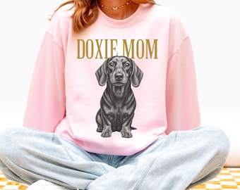 Doxie Mom Sweatshirt, Dachshund Mom Gift, Wiener Dog Lover Pullover, Black Dachshund Graphic, Dog Mom Crewneck, Pet Parent Gift, Doxie Mama