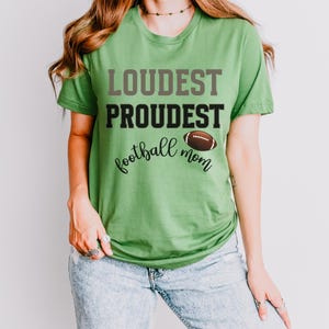 Football Mom Shirt Game Day T-shirt Football Mama Shirt Football Lover Football Fan Football Season Football Score Touchdown Season Mom Gift