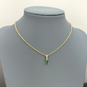 Dainty Emerald Green Stone Necklace, Clear White Stone Pendant Charm Necklace, Bridesmaids Necklace, Green Necklace, Gold Necklace