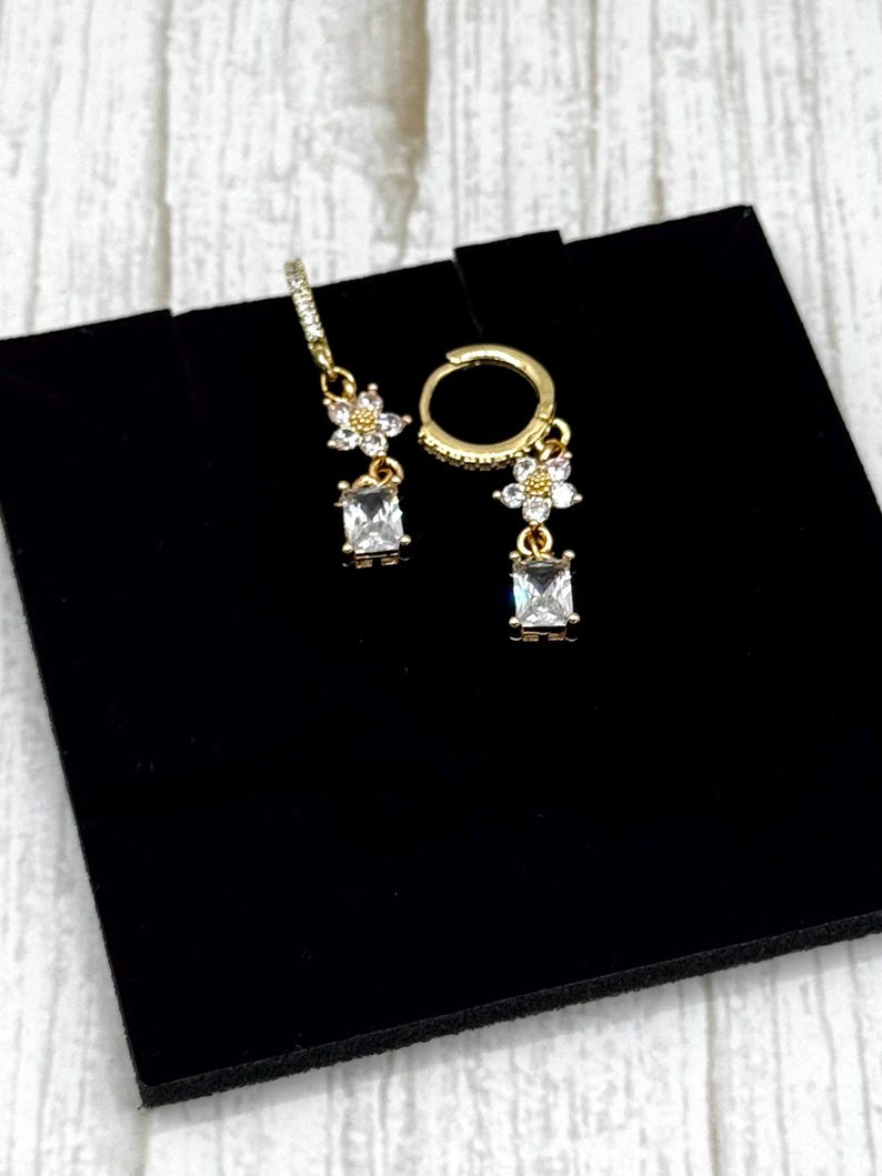 Leafy Branch Vine Petal Flower Bridal Necklace, Earring, Bracelet Set, Gold Daisy CZ Crystal Rhinestone Choker, Drop Huggie Hoop Earring,