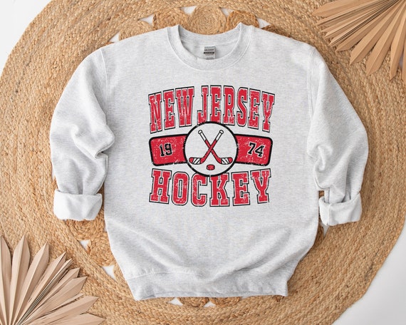 Vintage New Jersey Hockey Sweatshirt Distressed Crewneck Throwback T-Shirt Retro Hoodie Illinois Gift For Fan Game Day Apparel For Him