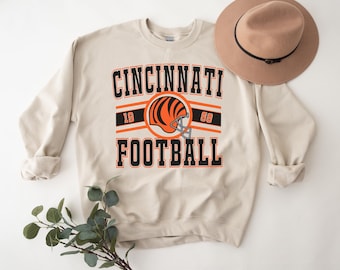 Cincinnati Bengal Sweatshirt / T-Shirt Vintage Football Crewneck Retro Hoodie Game Day Gift For Fan