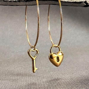 Heart Lock and Key Huggie Earring, Mismatch earring set, Gold Lock and key, Minimalist Heart Padlock charm, I love you Valentine&#39;s Day gift