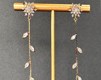 Long Gold leaf Dangle Drop Earrings, Flower Earrings, Bridal Wedding Earrings, Leaf Earrings, Crystal Leaf tassel Drop earrings Gift for her