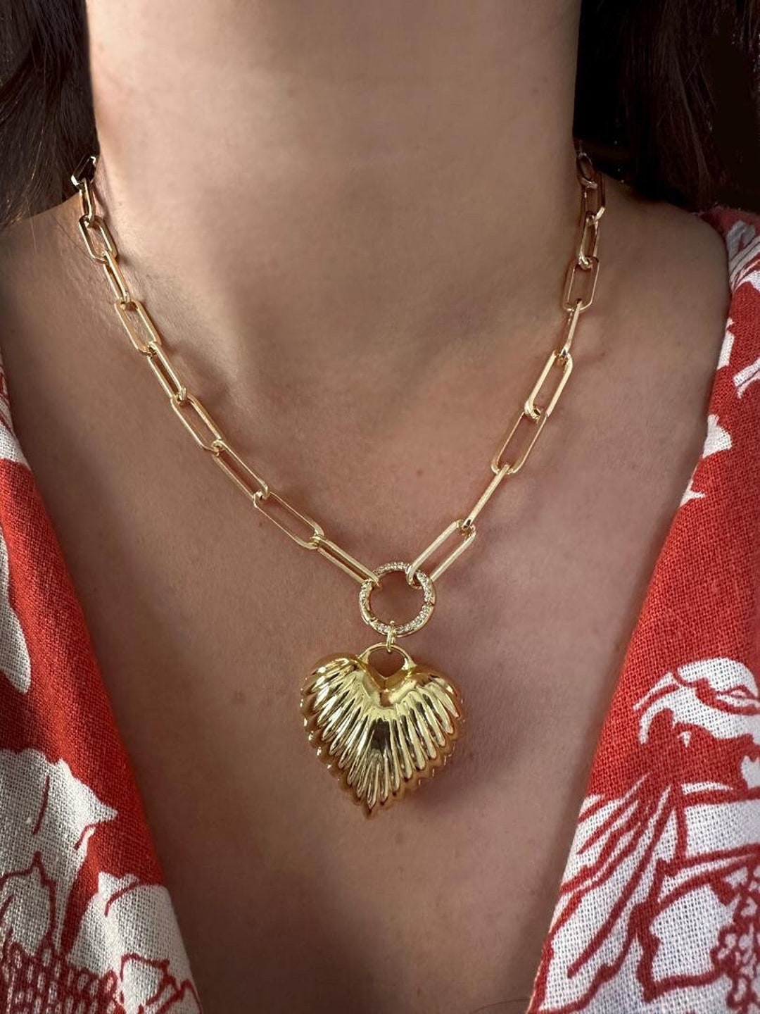 ファッション雑貨・小物その他 Puffy Heart Chain Necklace Large Gold Love Puff Heart Necklace, Textured Heart Necklace