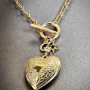 Herz Medaillon Halskette, Vintage Herz Medaillon Halskette mit Foto, personalisiertes Geschenk für sie, Geburtstagsgeschenk, Mond und Stern Medaillon Halskette