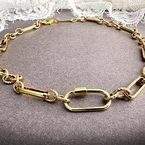 Chunky Link Chain Necklace, Bold chain choker, Carabiner Necklace, Gold Carabiner charm Choker, statement chain necklace, Gift for women