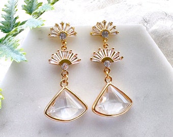 Fan Earrings, gold Drop Dangling Earrings, Cascading Fan Earrings, Vintage fan earrings, Boho Bridal Earrings, Gift for her, Boho Wedding