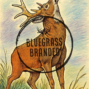 Puede incluir: Ilustración de un ciervo alcanzando una rama, con el texto "BLUEGRASS BRANDED EST 2022" en un círculo negro. El ciervo es marrón con grandes cuernos, de pie en hierba alta y verde sobre un fondo azul claro y amarillo.
