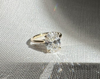 Minimal cathedral engagement ring in 14k yellow gold, engagement diamond ring, 2 carat radiant cut diamond ring, modern ring, proposal ring