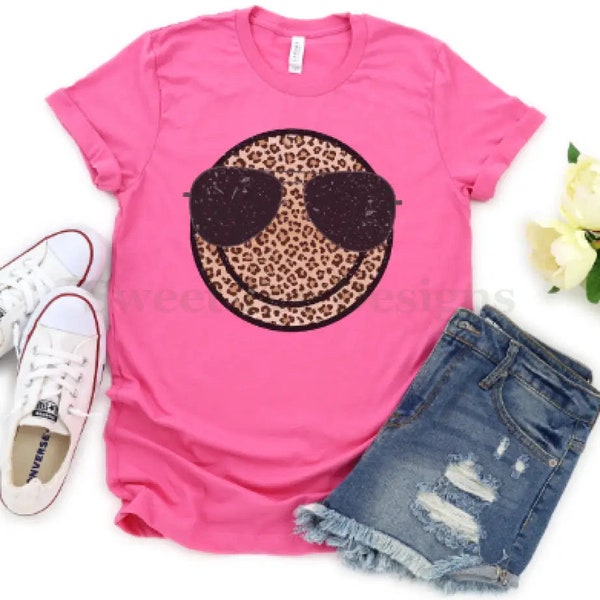 Leopard Smiley Face Shirt Graphic Tee Women Tshirt Summer Good Vibes Retro Smiley Face Plus Size 2XL 3XL 4XL 5XL 6XL