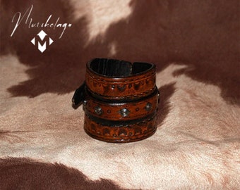Unisex geprägte Ledermanschette,Mahagoni Lederarmband,geprägtes Manschettenarmband,Rock Gitarrist Geschenk,Ledermanschette,handgefertigte Manschette, made in USA