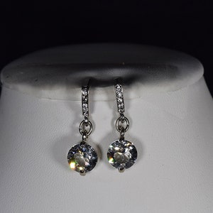 Women drop earrings, Swarovski crystal elements earrings,rhodium finished silver earrings,drop earrings,silver dangle earrings, gift for her