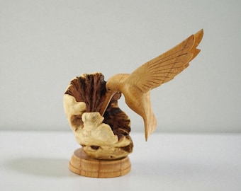 Hand-carved Hummingbird Wood Unique Piece - Figurine Wood Art - Collector's Item Gift Idea - Birds Hummingbirds - Bird Lover Figurines