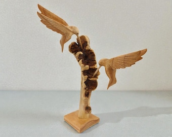 2 wooden hummingbird figures – hand-carved, unique decoration, gift idea made of wood, hummingbird carving, unique decorative birds