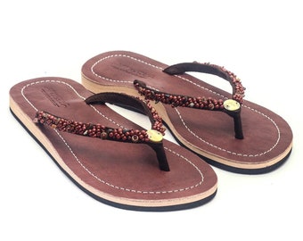 Lestarie women's leather flip-flops, toe separator sandals, toe post sandals with real leather, toe sandals with decorative stones (discontinued model)