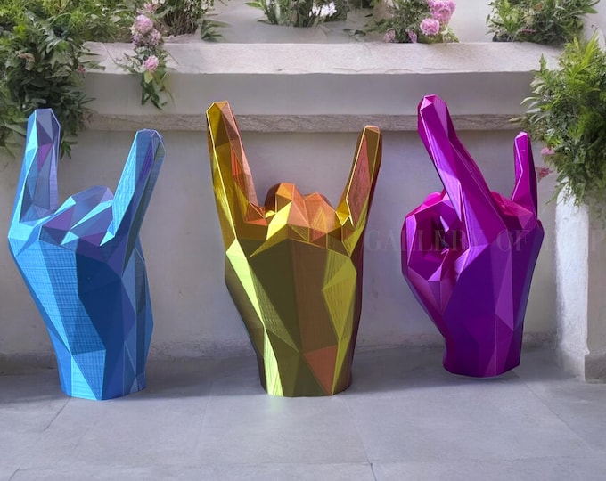 Hand Horns Statue, Rock on, Heavy Metal Gesture, Alternative Music | Full Sized | Geometric Style | Home Office Desk Decor | Low Poly | Gift