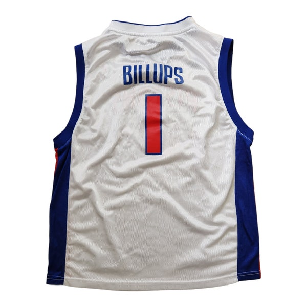 Chauncey Billups of the Detroit Pistons in his warm ups before a game
