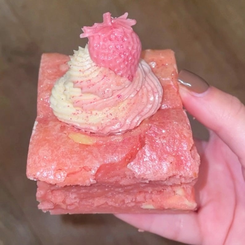 Strawberry Blondie RECIPE Homemade Gourmet Blondies Baked Easy Recipe PDF image 1