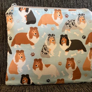 Borsa con cerniera per cuccioli di cane Sheltie, completamente foderata, piccola borsa per cosmetici, farmaci, cotone di alta qualità, cucchiaio e Kindle.