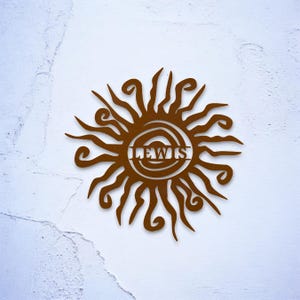 Arte maluca personalizada da parede do metal do sol, arte feita sob encomenda do metal do sol do nome, sinal do nome, sinal do est, decoração da parede exterior do jardim, decoração da varanda