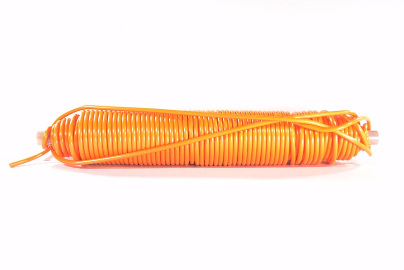 Fil Scoubidou ou corde PVC. Orange, 40 mètres. Fil fabriqué en France, plein, teinté masse. Diamètre 5mm, résistant aux UVs. Sans PBA. image 1