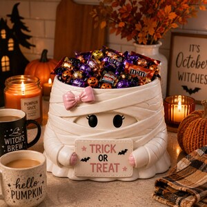 Trick or Treat Candy Holder