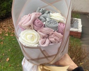 Bouquet de fleurs et de hijab - Cadeau pour des occasions spéciales Personnalisé avec un hijab à paillettes. Le cadeau parfait pour les anniversaires, la Saint-Valentin et le nouveau hijabi
