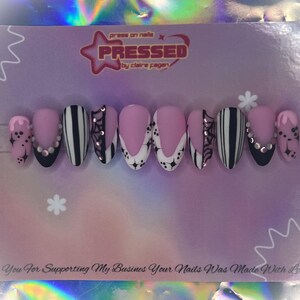 press on nails Halloween
