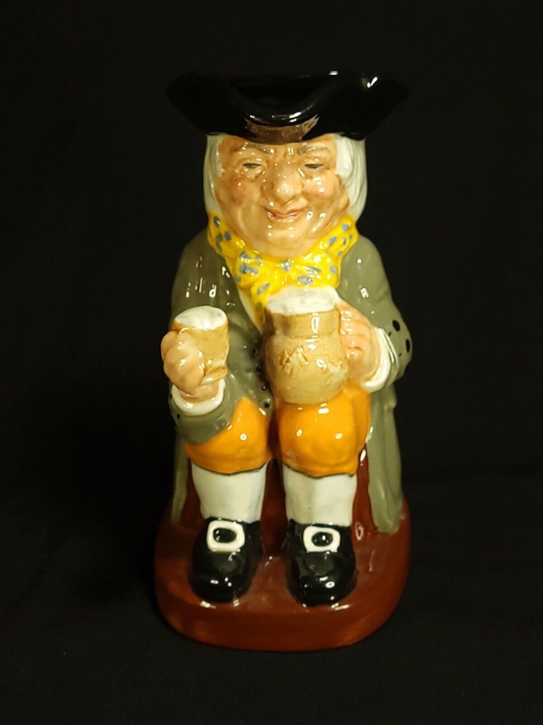ロイヤルドルトン　トビージャグ Royal Doulton Small Toby Jug 