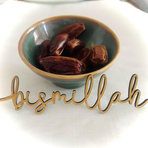 Bismillah Ramadan Place Card, Decoração Ramadan, Decoração Iftar Eid Mubarak, بسم الله, Configuração de lugar personalizada cortada a laser