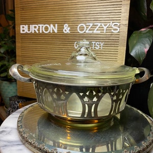 Antique PYREX Originals Clear Glass Covered Casserole matching lid metal serving caddy - 1919-1924 Pyrex baking dish with art deco holder