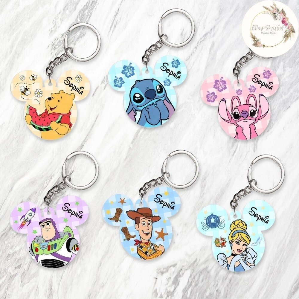 Disney Mickey Family Keychain デイジー.チップ Mickey Family Cute Together Keychain Series Figures Daisy