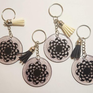 Checkered Flower Keychain