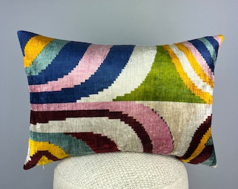 Handloomed Silk Velvet Ikat Pillow Cover: Accent Piping