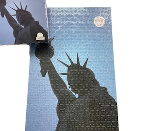 Vintage Patriotic Jigsaw Puzzle, Silhouette Portrait Puzzle, Statue of Liberty