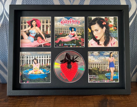 katy perry one of the boys CDサイン付きブックレット KATY PERRY - One Of The Boys CD 5099950424924| eBay